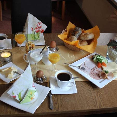 Hotel Cafe Zur Talsperre Chemnitz Esterno foto