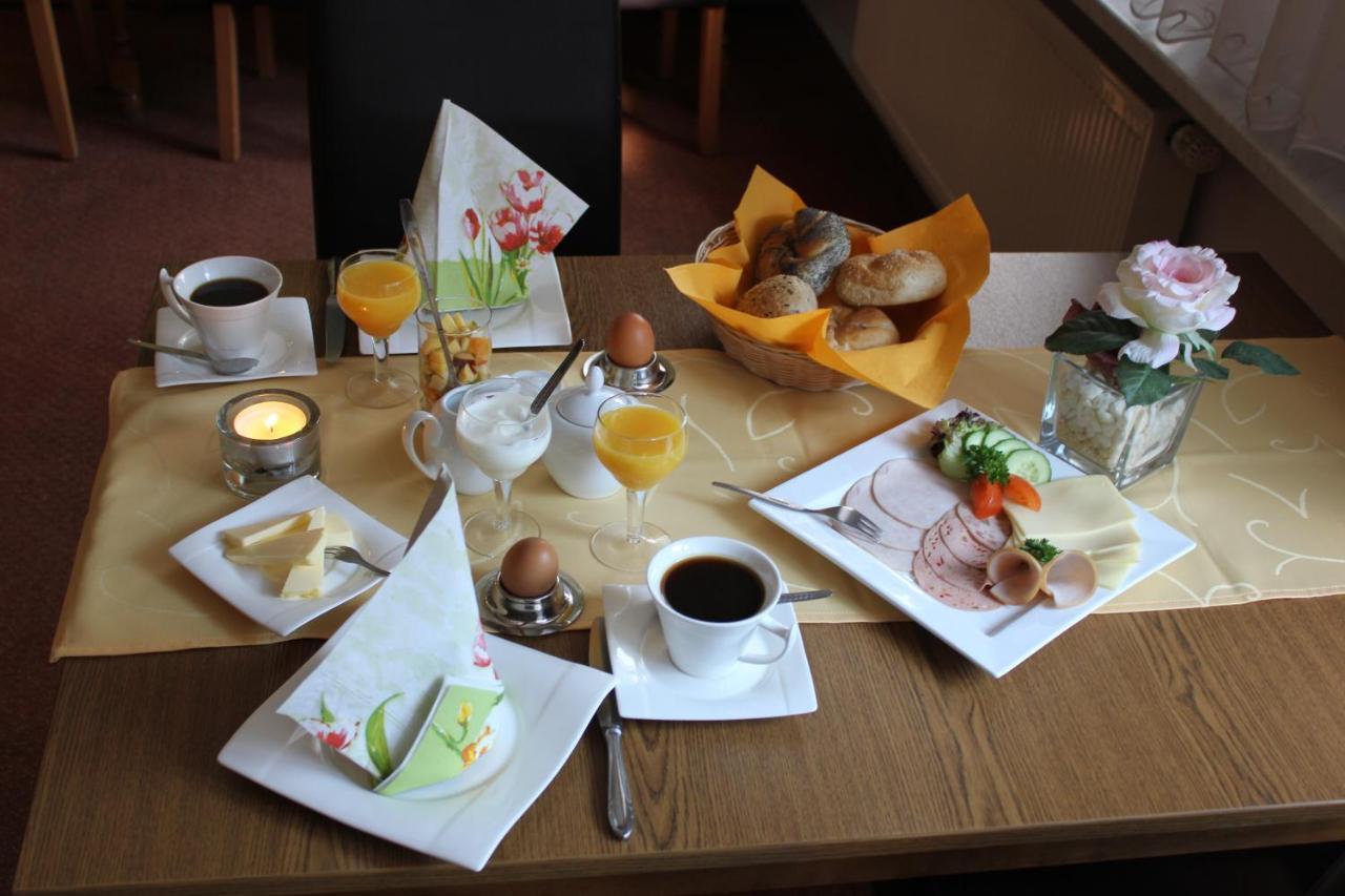 Hotel Cafe Zur Talsperre Chemnitz Esterno foto
